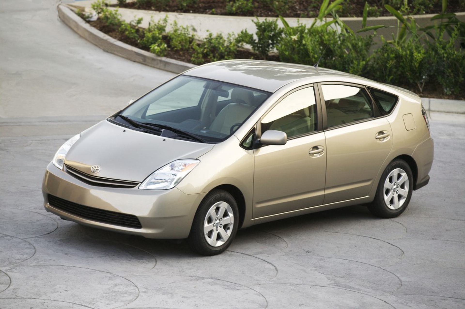 2 - PRIUS SECONDA GENERAZIONE