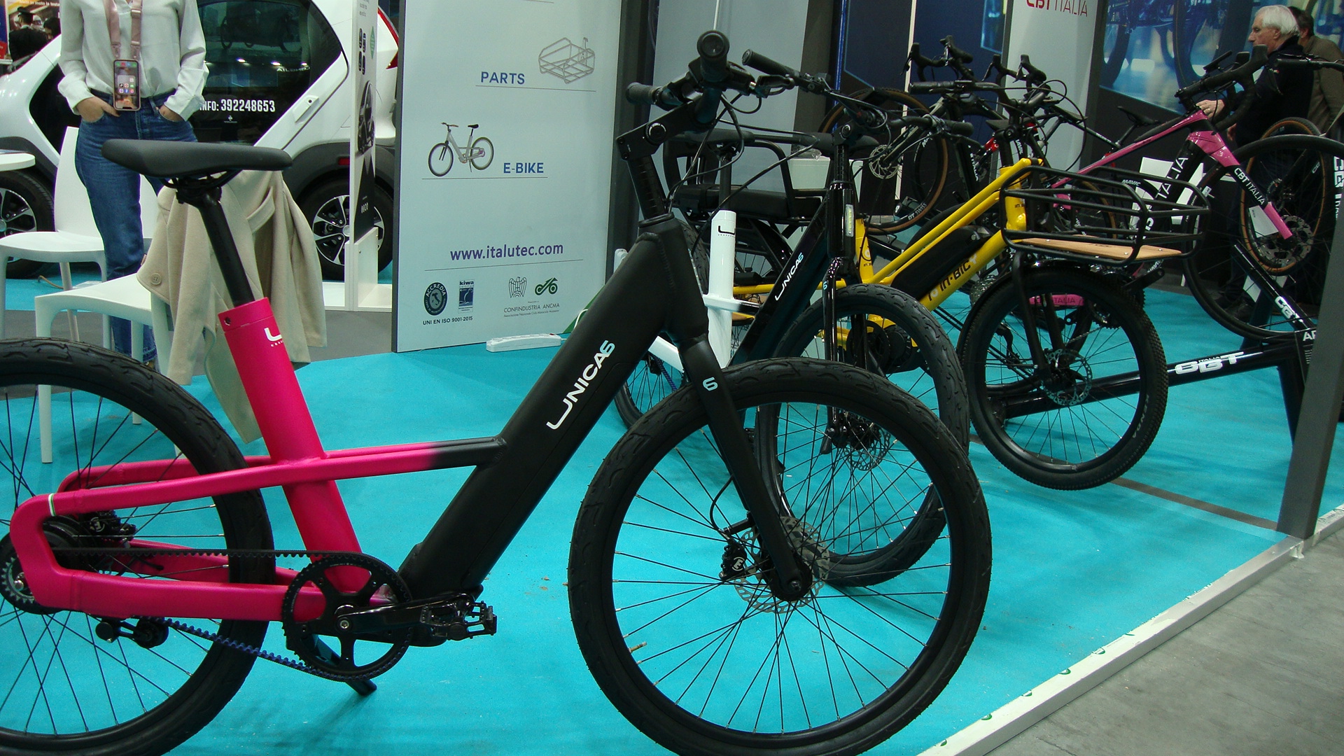 Unicas6, marchio abruzzese con telai in alluminio riciclato al 95% © Paola Piacentini