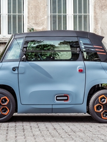 Citroën Ami, com’è e come va l’elettrica a 2 posti per la città