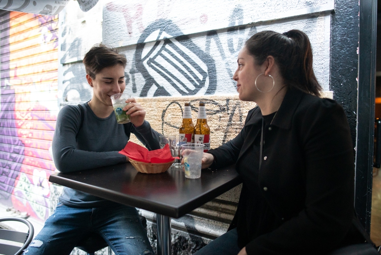 A Milano alcuni locali per giovani diventano Plastic free