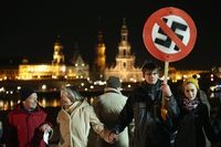 Germania, Dresda dichiara l’emergenza nazismo