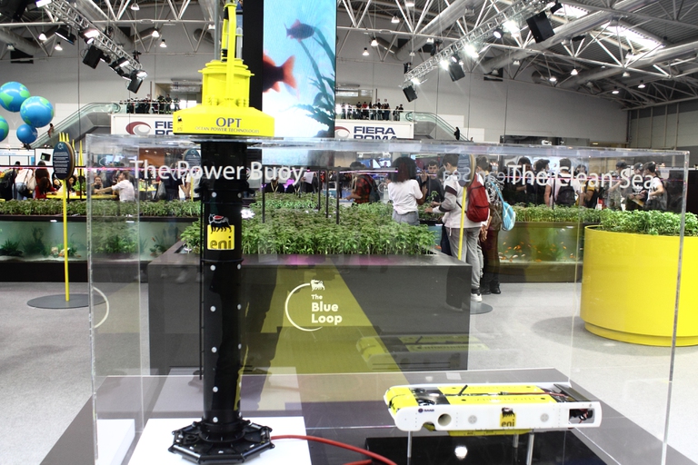 Power Buoy è una sorta di boa in grado di produrre energia per piccole potenze