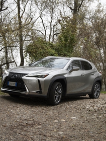 Lexus UX 300e, l’elettrica che ha cambiato il corso Toyota. La prova