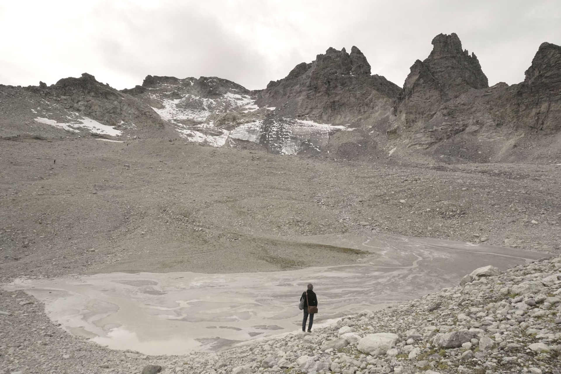 La cerimonia per il ghiacciaio del Pizol, in Svizzera