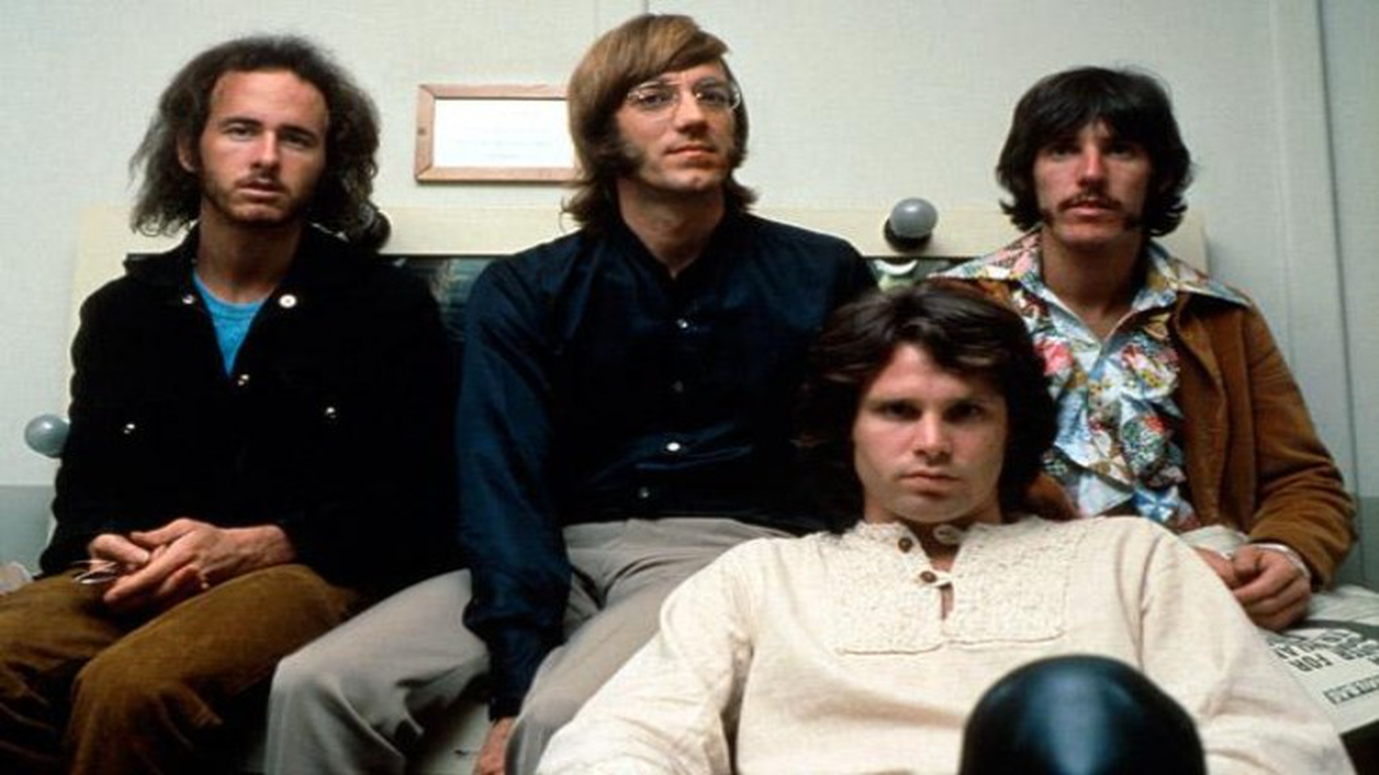 Jim Morrison. Vita, parole, morte. I più importanti concerti Doors. Un  ricordo di Ray Manzarek e del produttore Paul Roschild (Manuali rock) :  : Libros