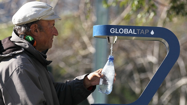 San Francisco Promotes Reusable Water Bottles With Water Refilling Stations  