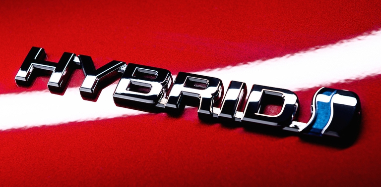 gals-prius-desktop-full-02_tcm-20-497066