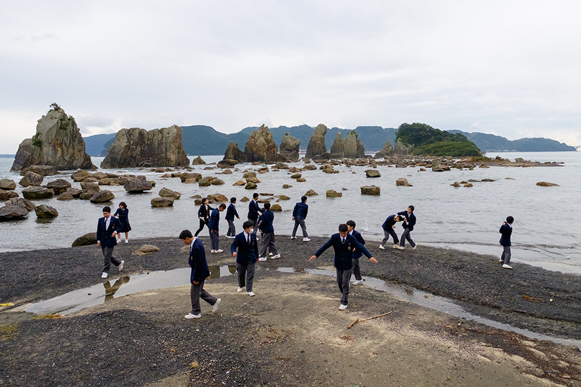 Lance_Henderstein_Wakayama_Class_Photo