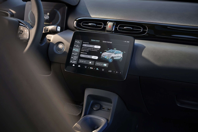 auto elettrica, Leapmotor, test drive