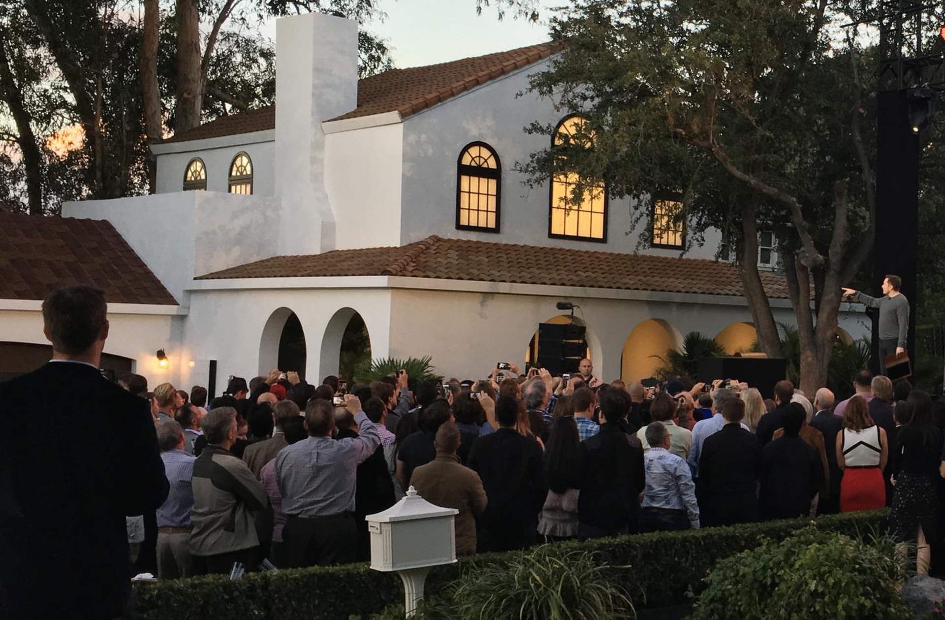 Ecco il tetto solare di Tesla