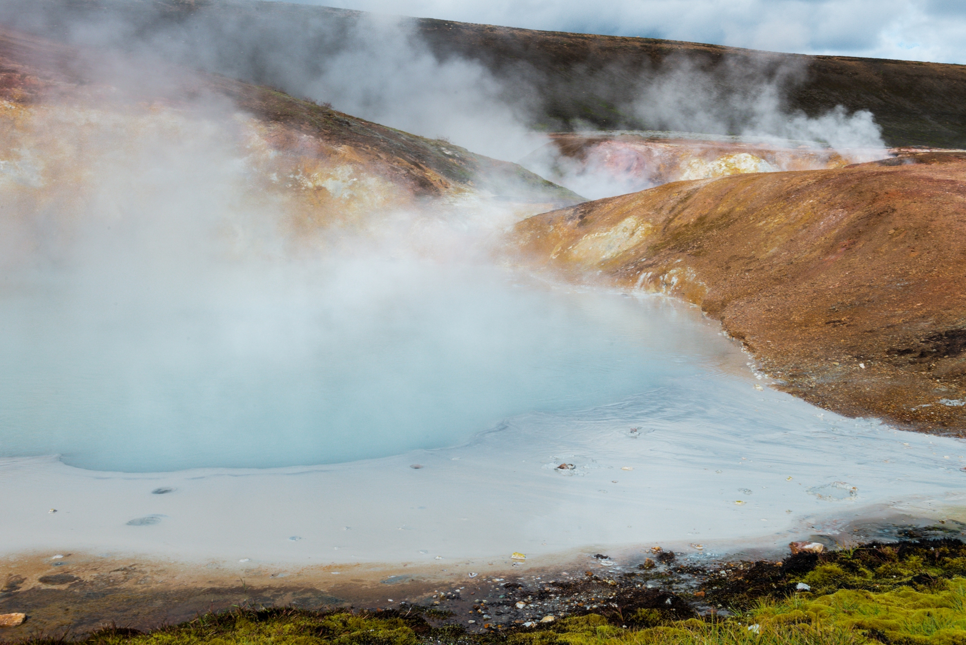 Frostscape, Mattia Vettorello's journey across Iceland