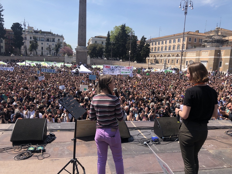 Greta Thunberg in Rome, piazza del popolo