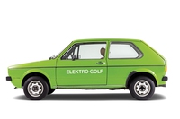 Golf elettrica vs Golf (bio)metano, quando il mito VW si tinge di verde