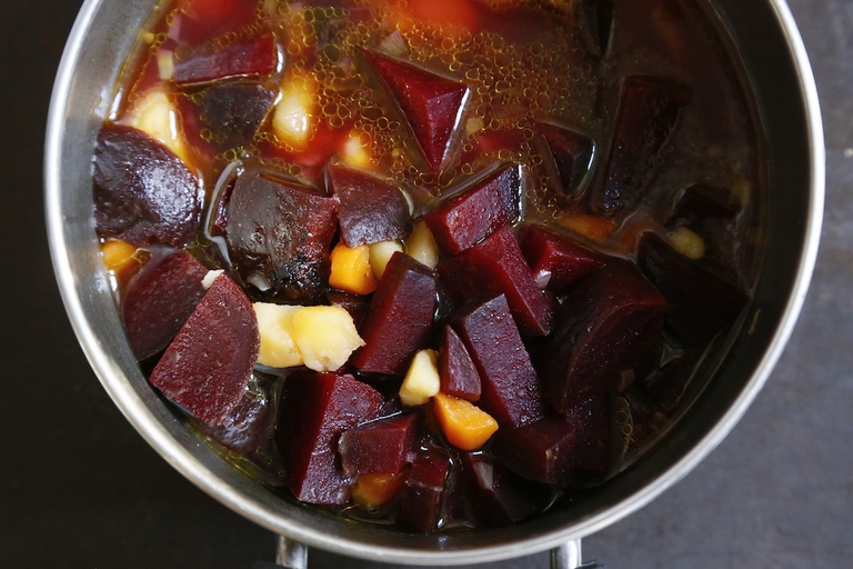 Vellutata di barbabietole