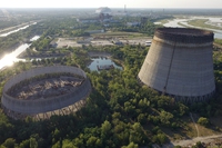 Chernobyl, incendio attorno alla centrale. “Radiazioni oltre i limiti”