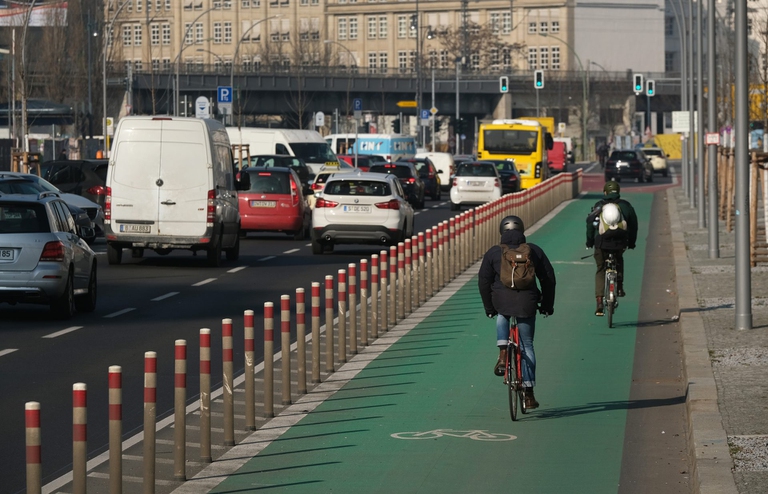 piste ciclabili per ridurre inquinamento