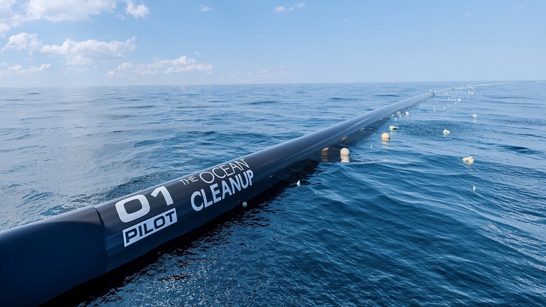 Prototipo dell'Ocean Array Cleanup