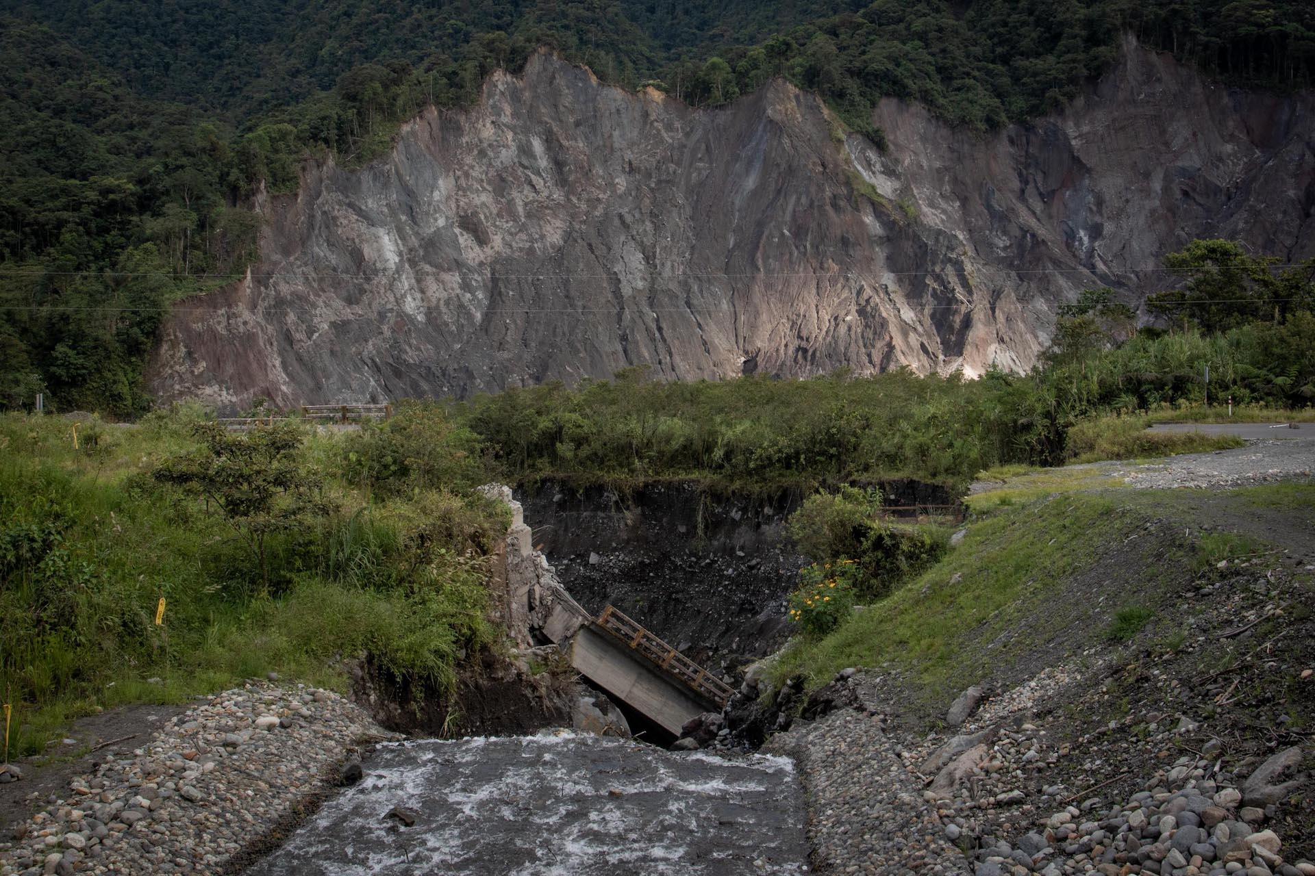 Coca River oil spill