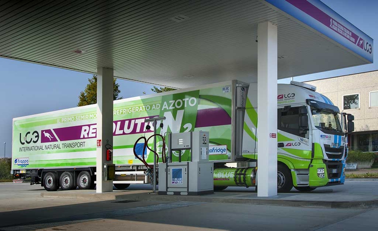 All'LC3  Forum di Milano è stato presentato in anteprima anche il primo semirimorchio che sfrutta l'azoto per raffreddare le merci deperibili, una nuova frontiera che va nella direzione dell'abbattimento delle emissioni, anche acustiche (il sistema quando è in funzione non emette praticamente alcun rumore). 