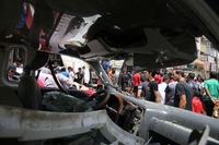 Autobomba esplode in un mercato a Baghdad. Decine di morti