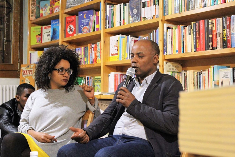L'autore editore Brhan Tesfay ospite lo scorso 2 marzo a Bologna per la rassegna IntegrArti.