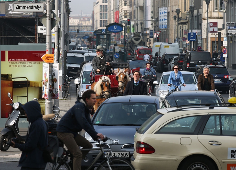 vietate le carrozze con cavalli a Chicago