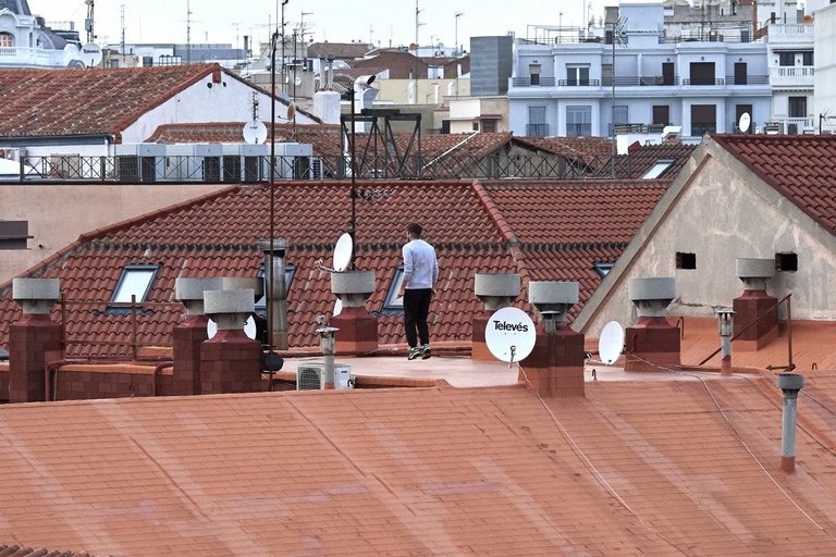 Oltre 47 milioni di cittadini spagnoli sono confinati nelle proprie case dal 14 marzo come contenimento della diffusione del coronavirus