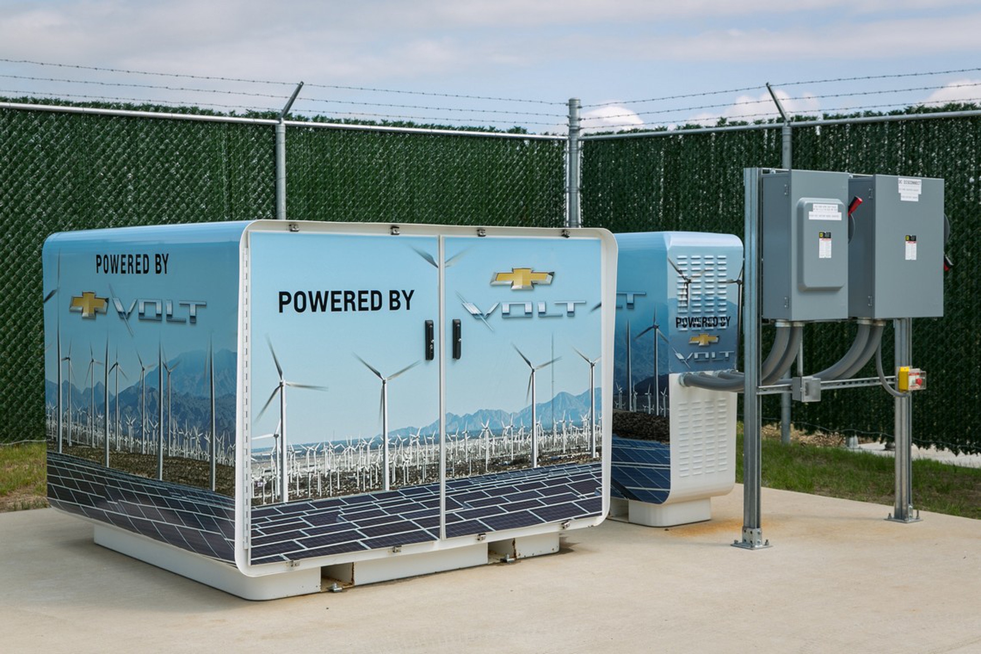 Le batterie esauste delle auto elettriche forniranno energia alla rete domestica