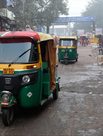 In India la mobilità è sempre più elettrica grazie a scooter, moto e risciò