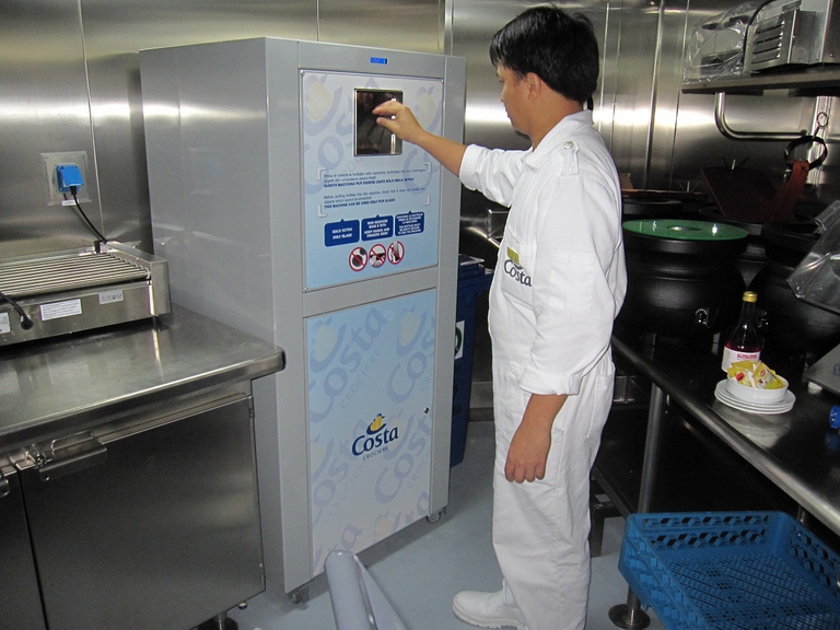 Smaltimento del vetro a bordo