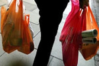 Auchan. Addio ai sacchetti di plastica