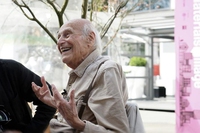 Yona Friedman. Architetto, visionario, artista? Sì, un semplice animale umano