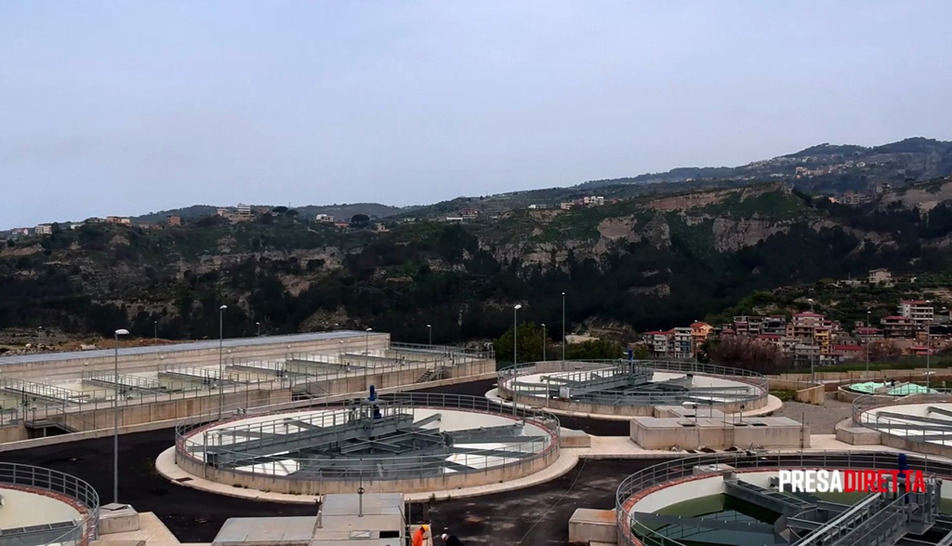 Acqua perduta, l'inchiesta di Presadiretta sulla gestione delle risorse idriche in Italia e nel mondo