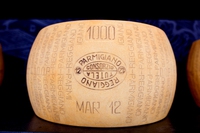 Parmigiano Reggiano, delizia di latte crudo che racconta il territorio
