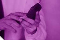 Sms, non più solo messaggini