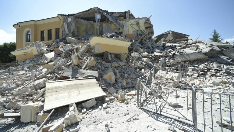 I resti della scuola Romolo Capranica di Amatrice, sequestrata dalla Finanza © Getty Images