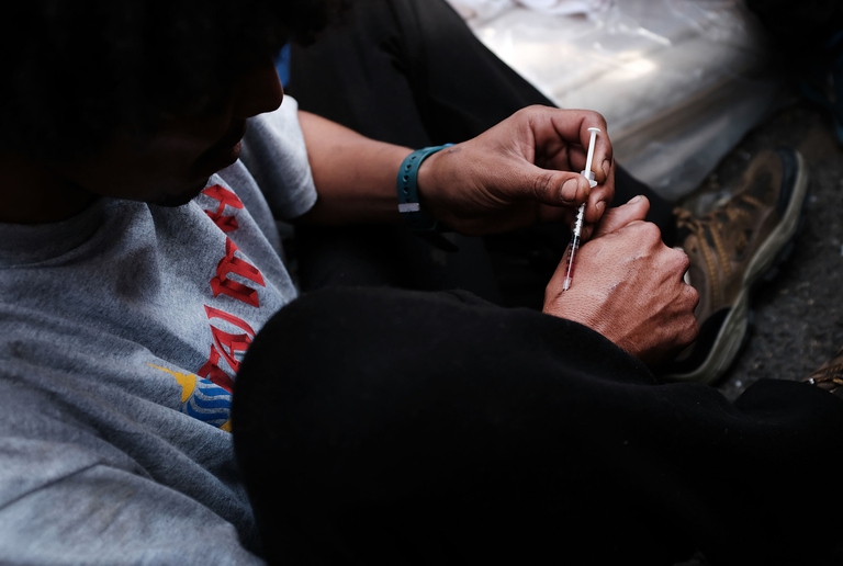 Solo nel 2016 ci sono state oltre 3000 vittime da antidolorifici a base oppiacea che vengono prescritti a tossicodipendenti - Foto di Spencer Platt/Getty Images