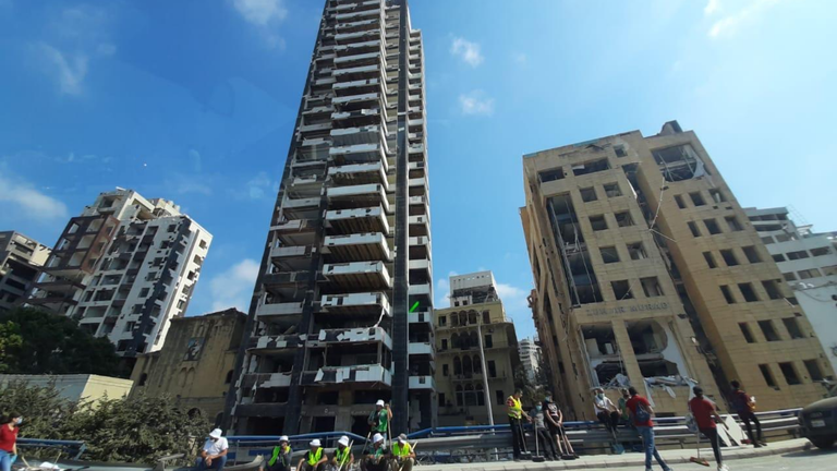 centinaia gli edifici distrutti a beirut