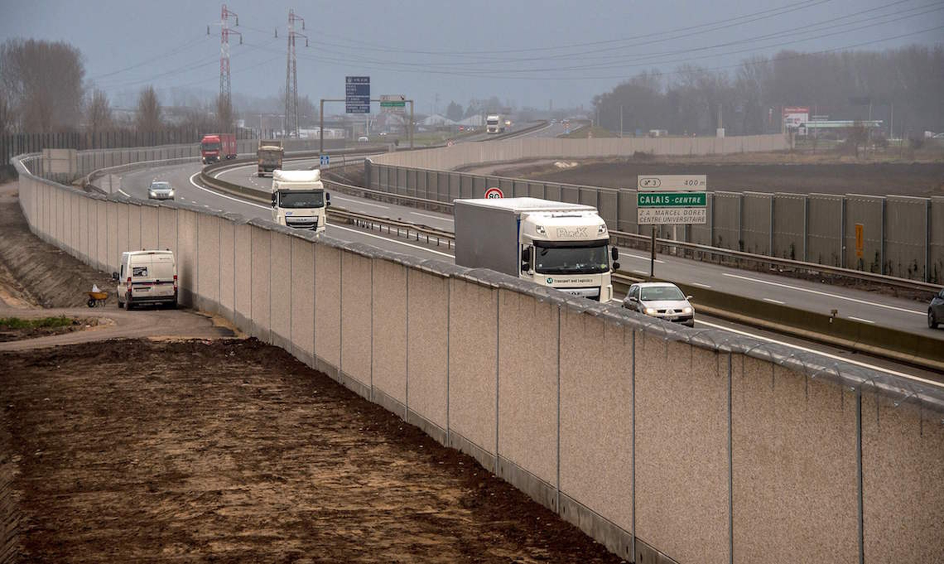 Muro di Calais-629478022