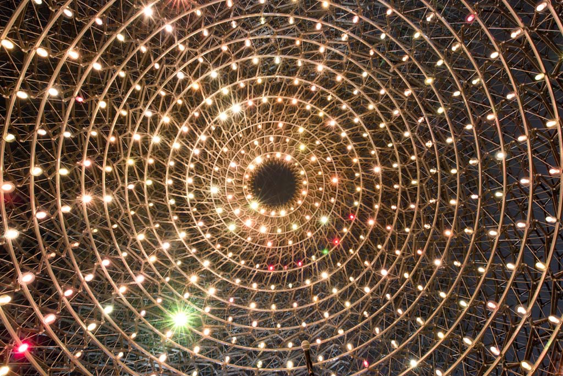 The Hive at Kew at night © RBG Kew