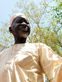 In fiamme la foresta di Yacouba Sawadogo in Burkina Faso