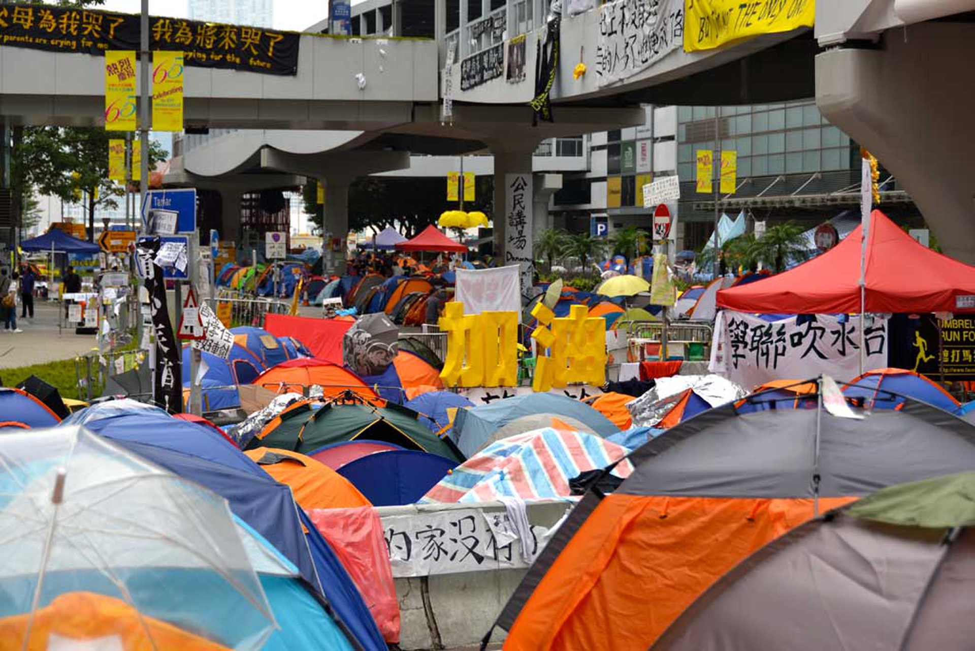Umbrella revolution, le proteste di Hong Kong un mese dopo