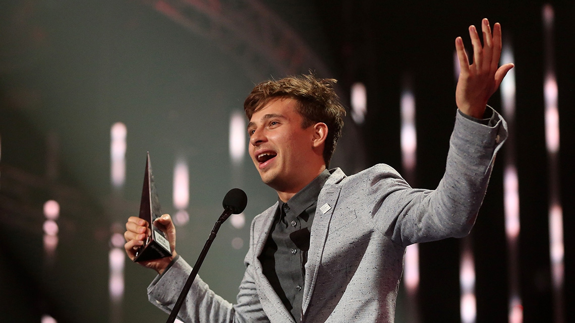 Flume per Greenpeace con un video per salvare la Grande barriera