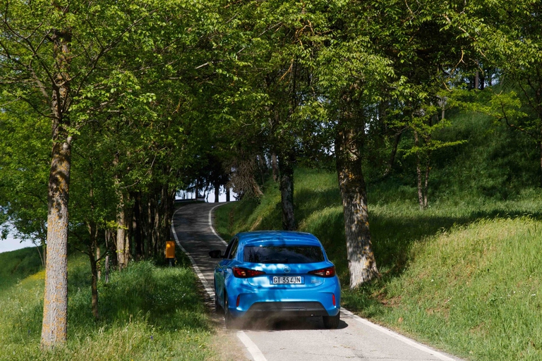 MG 3, auto, ibrida, test drive