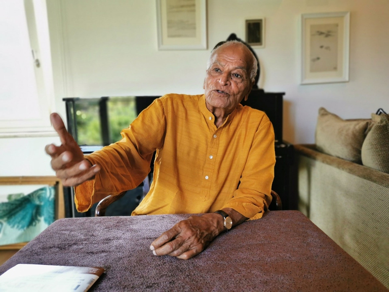 Satish Kumar contro il cibo artificiale