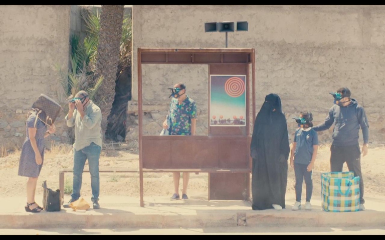 A sunny day Interdependence