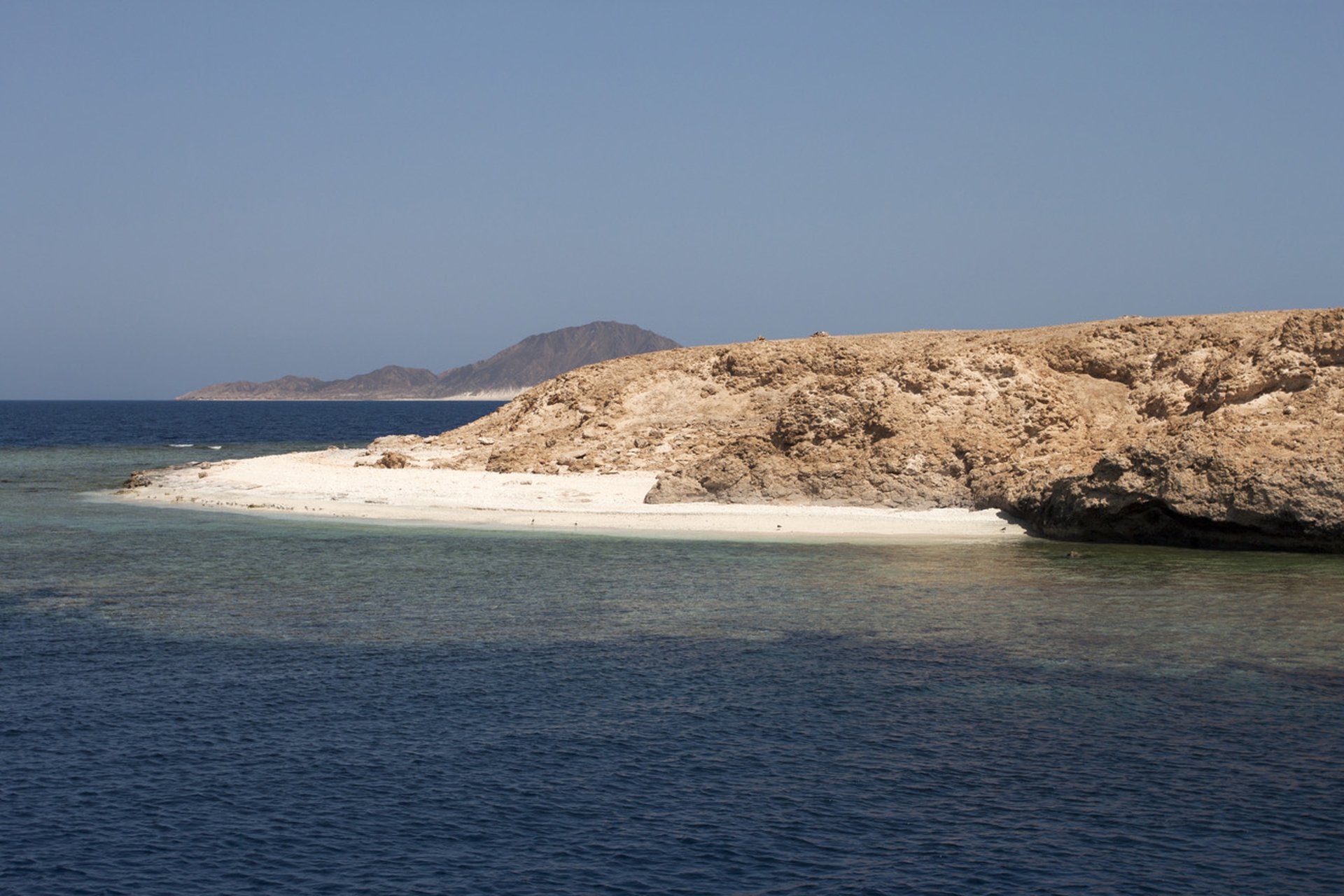 Rocky island, mar Rosso, Egitto