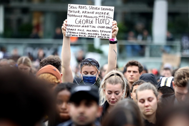 Le proteste a Auckland per George Floyd minneapolis