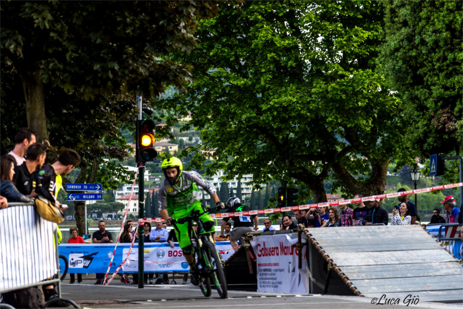 Bike Up Hill con semaforo