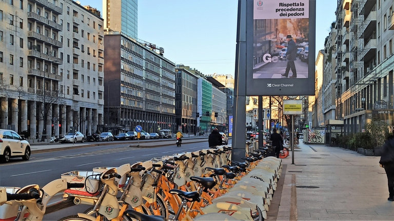 Milano, sharing mobility, bike sharing
